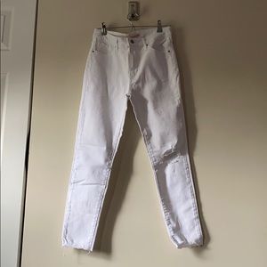 *LIKE NEW* White Levis Skinny Jeans